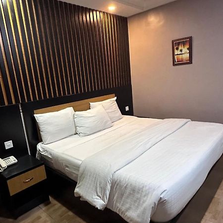 Msquare Hotel Gra Ikeja Dış mekan fotoğraf