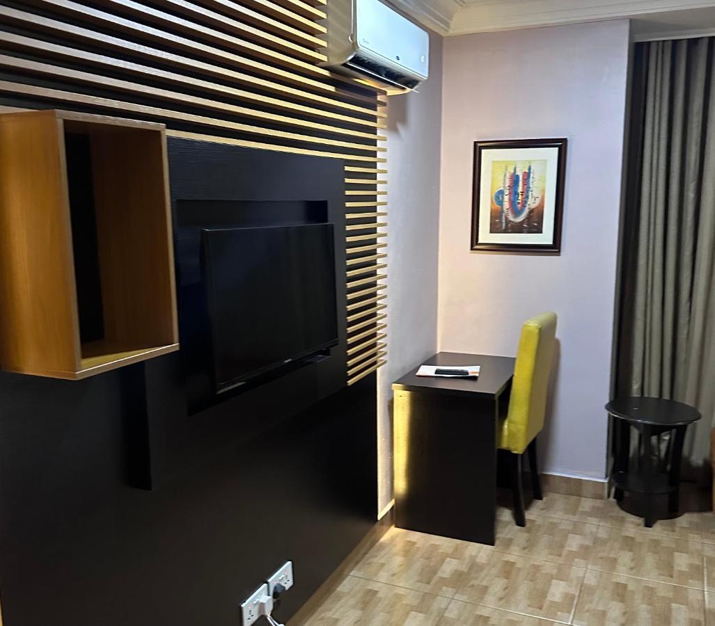 Msquare Hotel Gra Ikeja Dış mekan fotoğraf