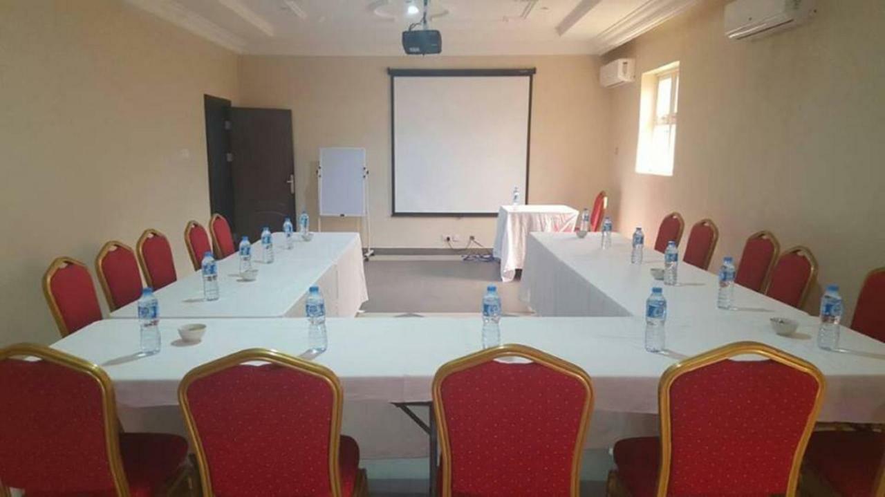 Msquare Hotel Gra Ikeja Dış mekan fotoğraf