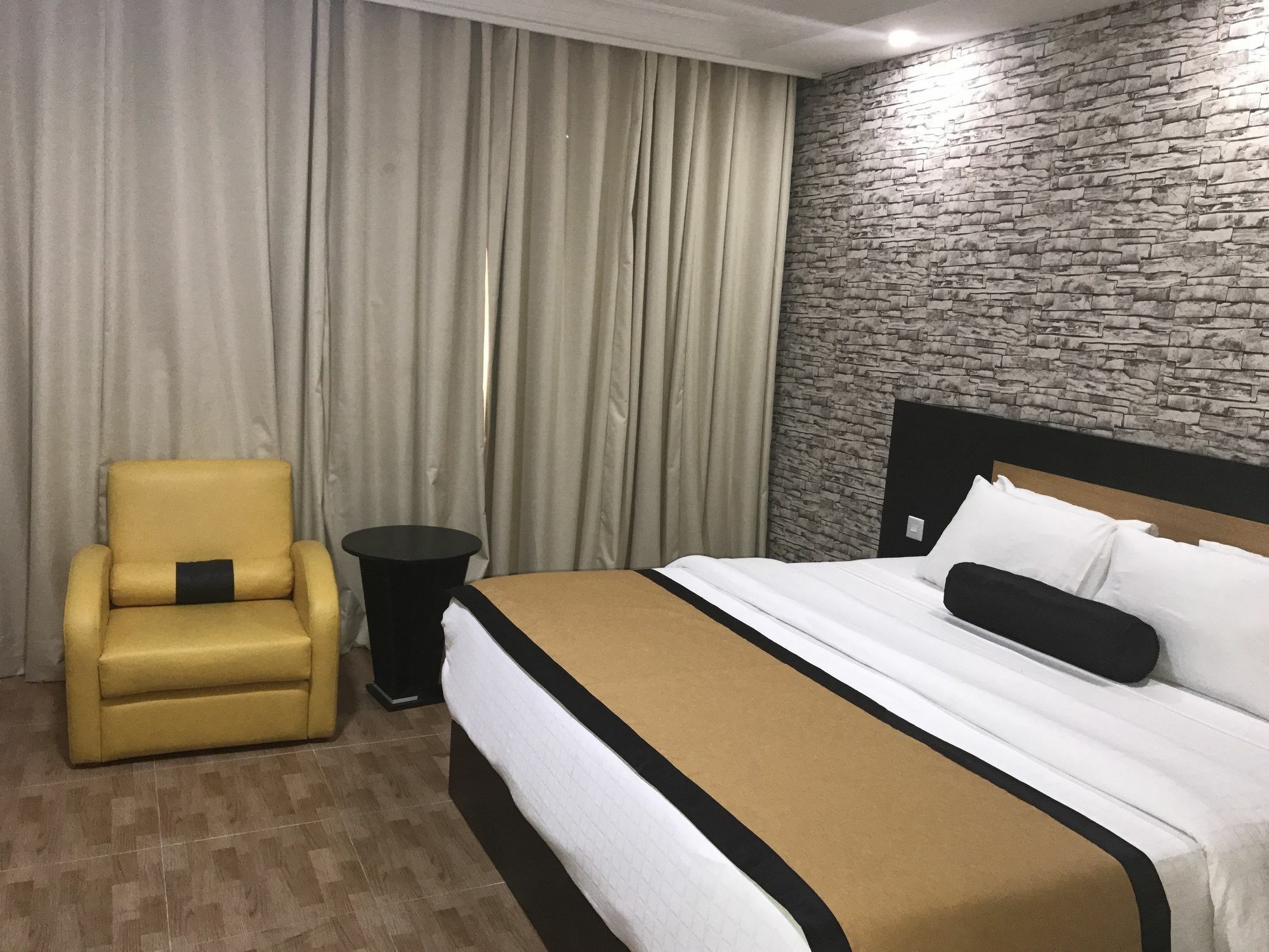 Msquare Hotel Gra Ikeja Dış mekan fotoğraf