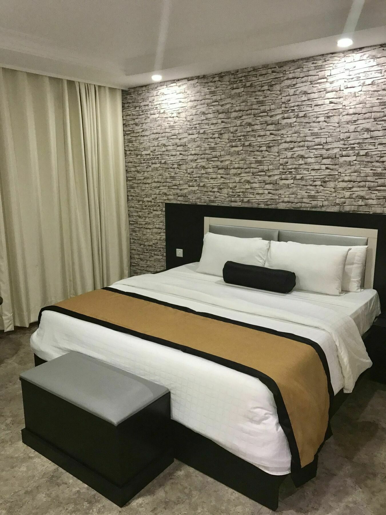 Msquare Hotel Gra Ikeja Dış mekan fotoğraf